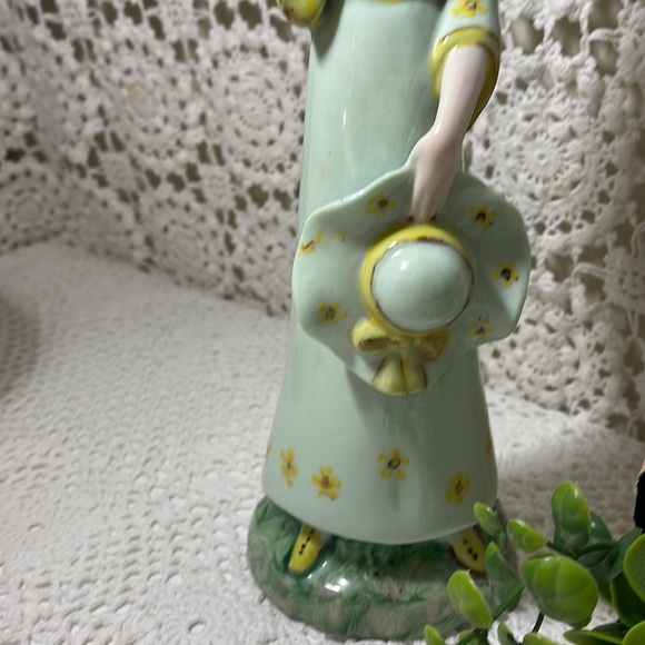 Porcelain figurine “ girl with a sunhat” - Picture 3 of 9